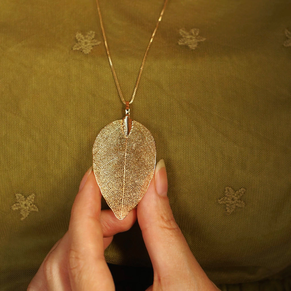 Royal Leaf Pendant
